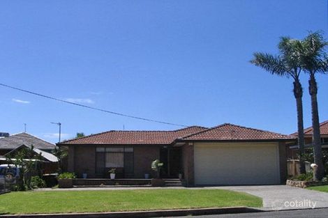 13 Lachlan Ave, Barrack Heights, NSW 2528