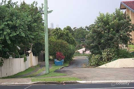 110 Ridgeway Ave, Southport, QLD 4215