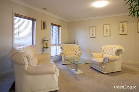 Property photo of 3 Grosvenor Place Narre Warren North VIC 3804