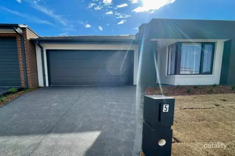 5 Zieria St, Diggers Rest, VIC 3427