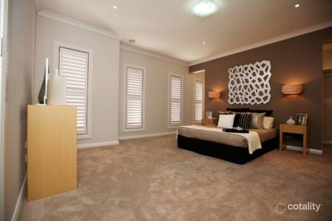 Property photo of 15 Crepe Avenue Cranbourne West VIC 3977