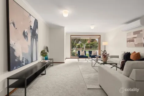 Property photo of 9 Heard Close Berwick VIC 3806