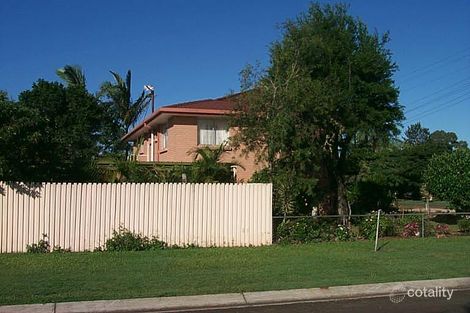 19 Bay St, Redland Bay, QLD 4165