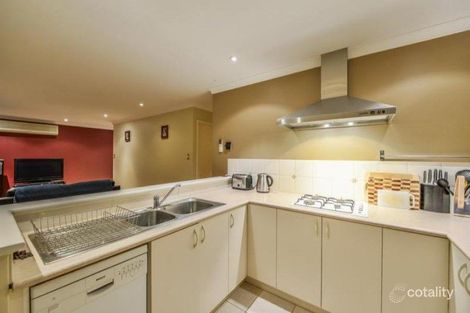 Property photo of 4/69-71 Upton Street St James WA 6102