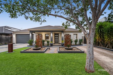 8 Beaufort Pde, Taylors Hill, VIC 3037