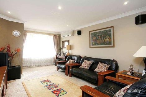 Property photo of 12 Hydrangea Place Macquarie Fields NSW 2564