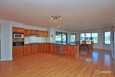 Property photo of 34 Forbes Crescent Heddon Greta NSW 2321