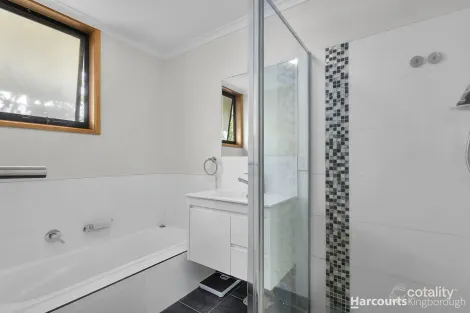 Property photo of 4 Yallaroo Drive Blackmans Bay TAS 7052