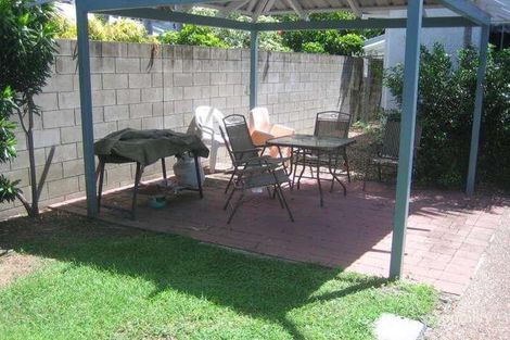 60 Lowth St, Rosslea, QLD 4812