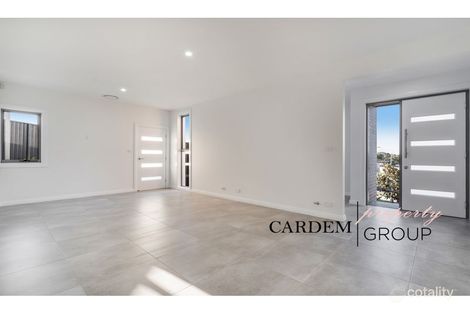 Property photo of 22 Middleton Drive Middleton Grange NSW 2171