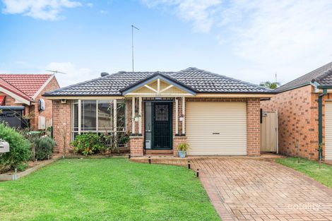 15 Gracemere Ct, Wattle Grove, NSW 2173