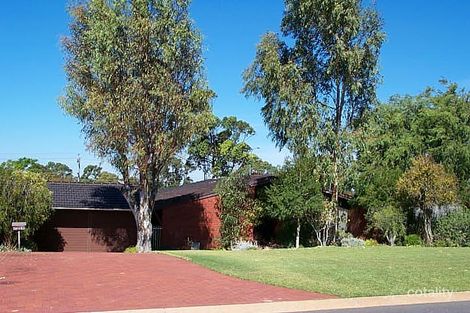 24 Windsor Pl, Kallaroo, WA 6025