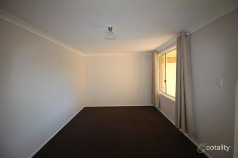 Property photo of 19 Tenille Close Cameron Park NSW 2285
