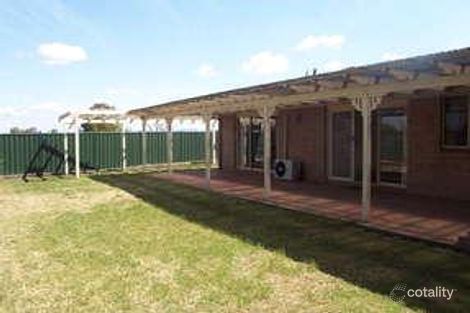 Property photo of 19 Winnifred Road McGraths Hill NSW 2756