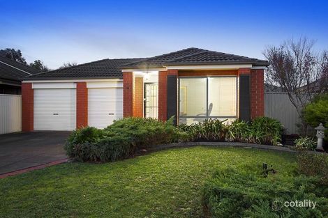 Property photo of 14 Macalister Place Pakenham VIC 3810