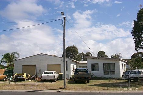 13 Miller St, Urangan, QLD 4655