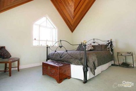 Property photo of 50 Eumeralla Grove Mount Eliza VIC 3930