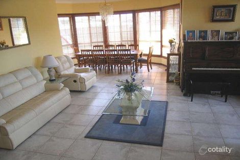 Property photo of 48 Greenway Drive West Hoxton NSW 2171