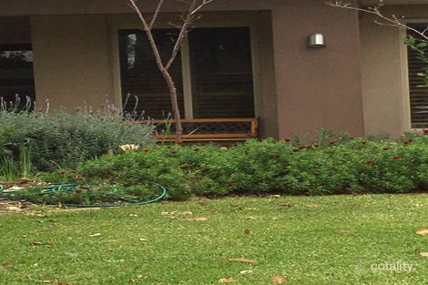 Property photo of 19 Feathery Grove Sandhurst VIC 3977