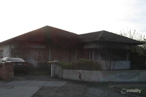 1 Pullman Ct, St Kilda East, VIC 3183