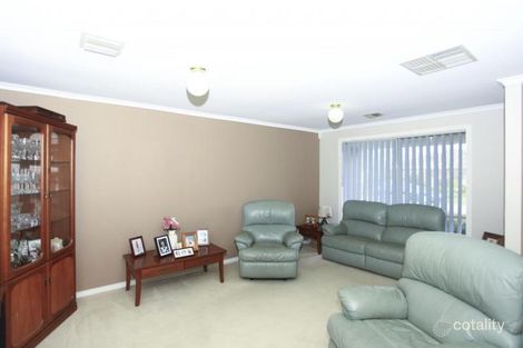 Property photo of 22 Warrenwood Place Narre Warren VIC 3805