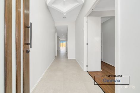 Property photo of 20 California Way Bonnie Brook VIC 3335