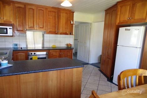 Property photo of 4 Kenelm Avenue Sisters Beach TAS 7321