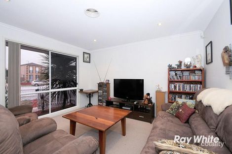 Property photo of 9 Helmsdale Court Cranbourne West VIC 3977