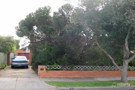 1 Dumas Ave, Avondale Heights, VIC 3034