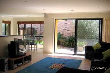 Property photo of 47 Unwin Avenue Jerrabomberra NSW 2619