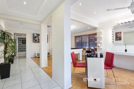 Property photo of 106 Harrington Drive Narre Warren South VIC 3805