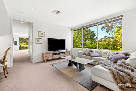 Property photo of 2 Manchelle Close Frankston South VIC 3199