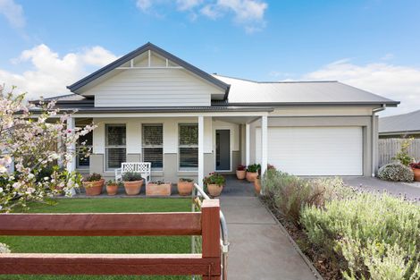 Property photo of 45 Challoner Rise Renwick NSW 2575