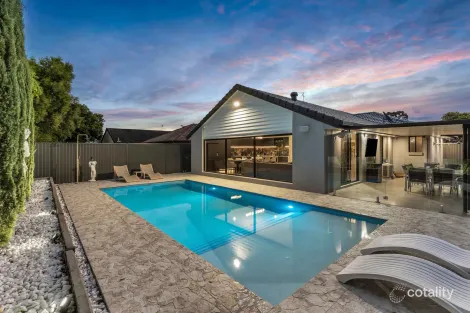 62 Serafina Dr, Helensvale, QLD 4212
