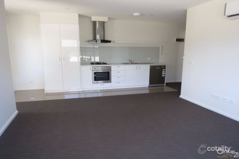 Property photo of 2/1430 Centre Road Clayton South VIC 3169