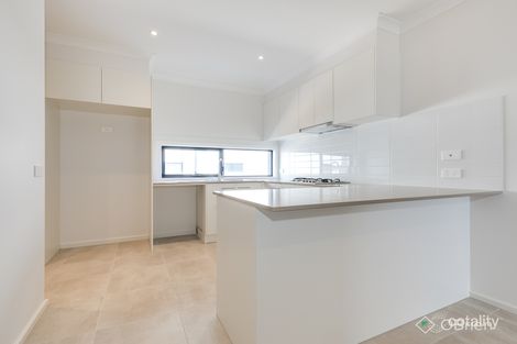 Property photo of 14 Village Way Pakenham VIC 3810