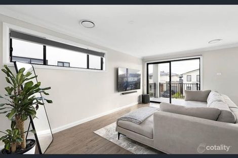 Property photo of 13B Watervale Avenue Catherine Field NSW 2557