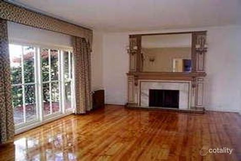 Property photo of 24 Streeton Crescent Ivanhoe East VIC 3079