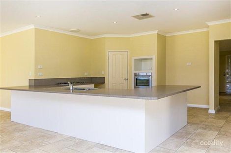 Property photo of 2 Verona Street Hocking WA 6065