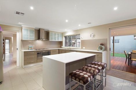 Property photo of 4 Angie Court Aspendale Gardens VIC 3195