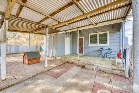 Property photo of 25 Tambo Road Red Cliffs VIC 3496