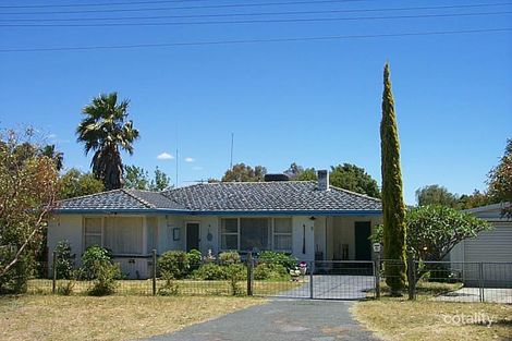 6 Herriard Rd, Armadale, WA 6112