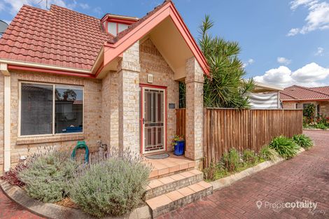 2/52 Victoria St, Revesby, NSW 2212