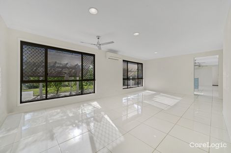 Property photo of 2 Salamander Place Rochedale South QLD 4123
