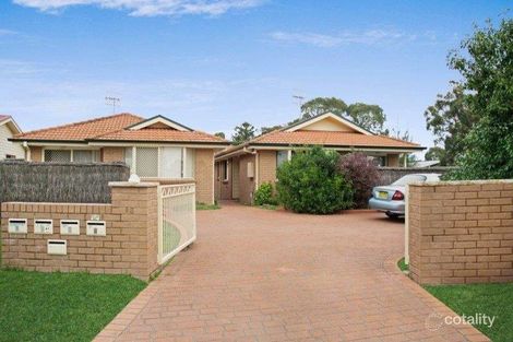 Property photo of 4/13 Hume Boulevard Killarney Vale NSW 2261