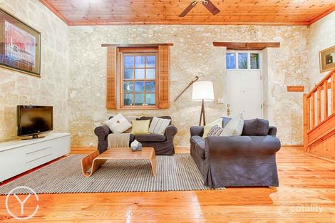 4/15 Essex St, Fremantle, WA 6160