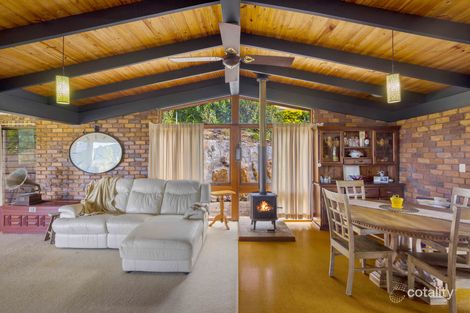 Property photo of 18 Woodchester Close Rosemount QLD 4560