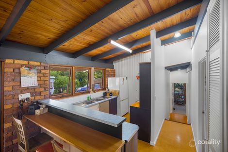 Property photo of 18 Woodchester Close Rosemount QLD 4560