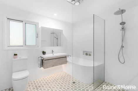 Property photo of 10 Golden Hill Avenue Shoalhaven Heads NSW 2535