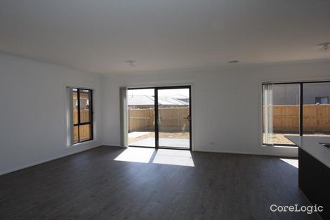 Property photo of 27 Durlston Street Point Cook VIC 3030